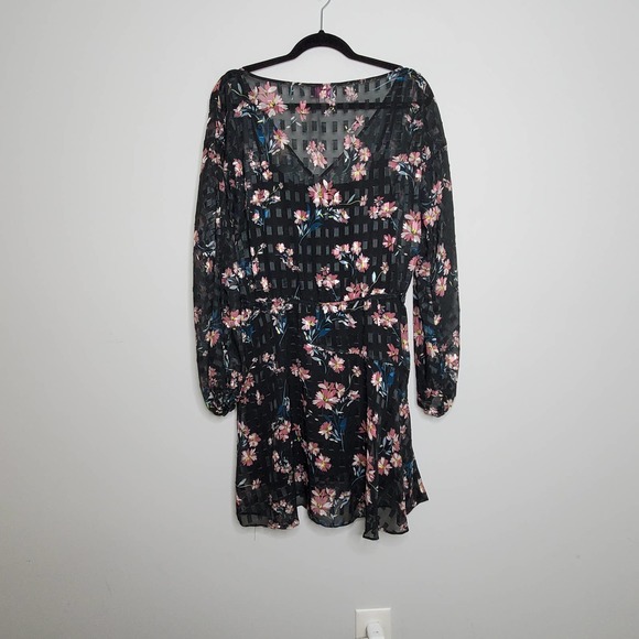 DEVLIN • Black Alexis Midnight Lotus Dress Sz Medium - Picture 8 of 8